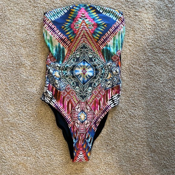 Pilyq strapless one piece‎ swimsuit - Picture 2 of 5